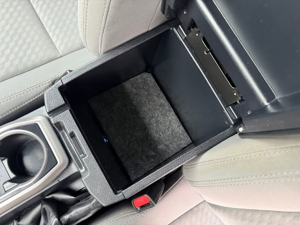 Used 2022 Toyota Tacoma SR5 image 27