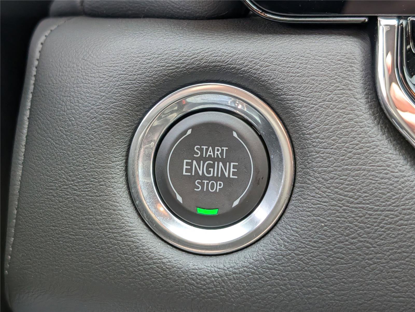 Used 2025 GMC Canyon Elevation w/ Technology Package image 24