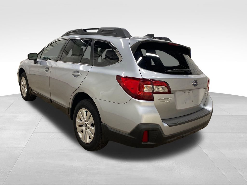 Used 2019 Subaru Outback 2.5i Premium AWD/4WD image 2