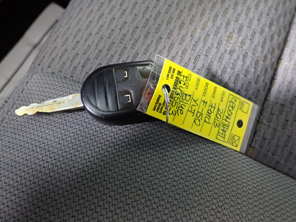 Used 2013 Ford F150 XLT w/ Mid Equipment Group AWD/4WD image 39