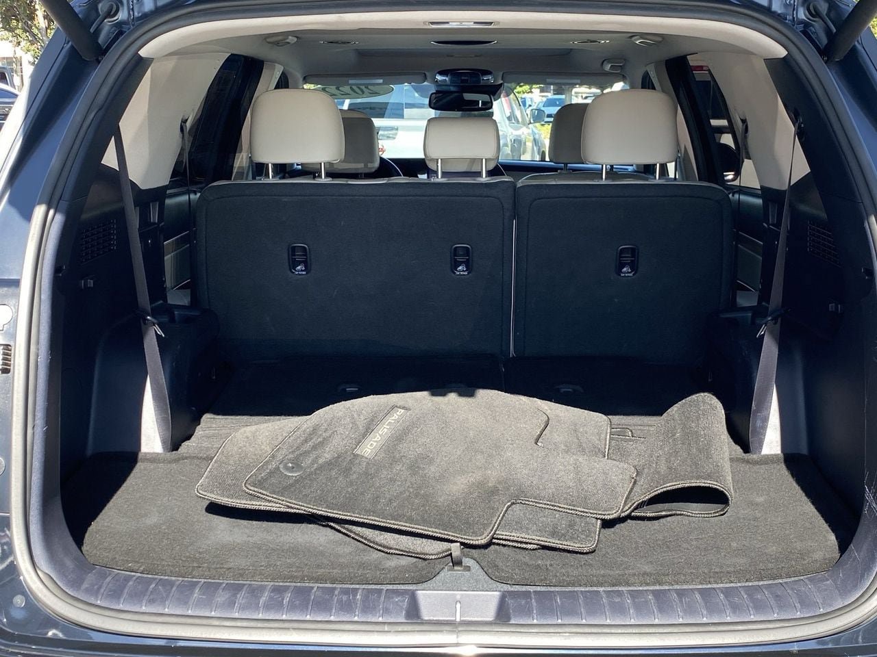 Used 2022 Hyundai Palisade SEL w/ 8P Bench Seat Package FWD image 13