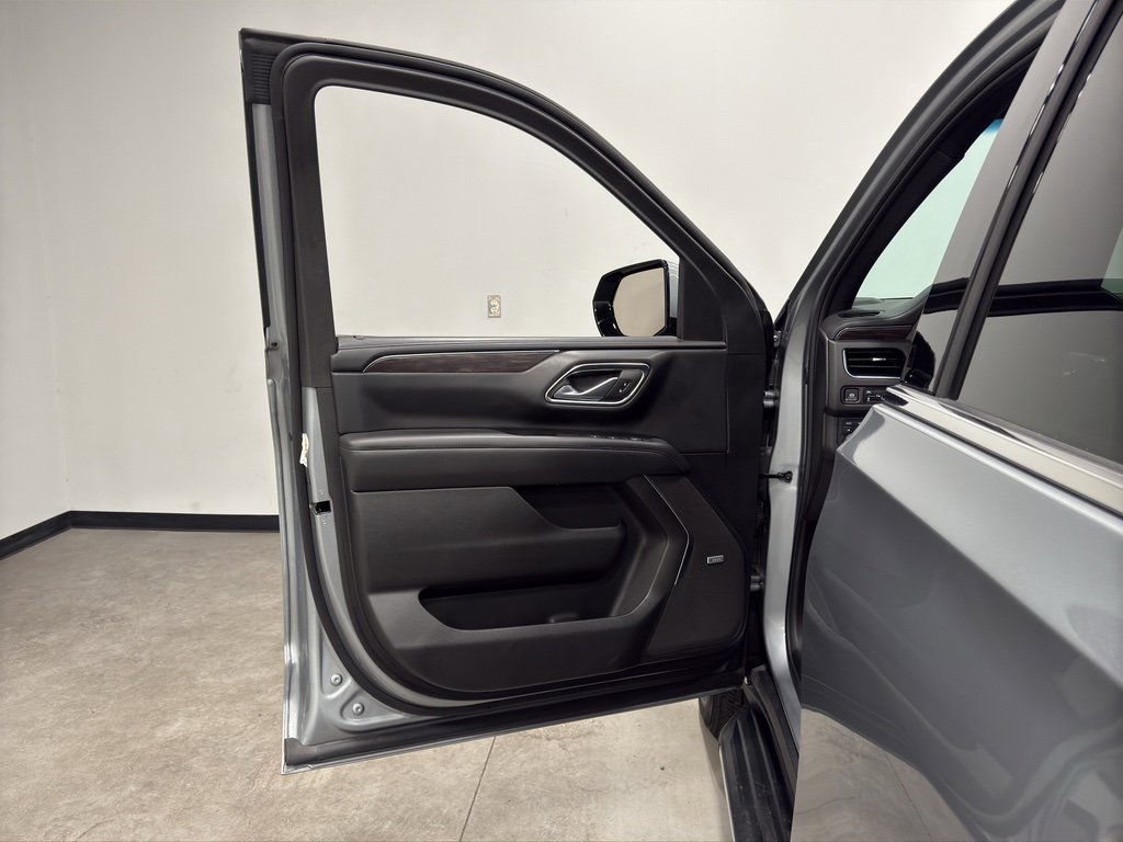 Used 2024 Chevrolet Tahoe LT image 9