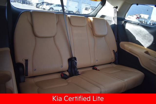 Certified 2024 Kia Carnival EX image 14