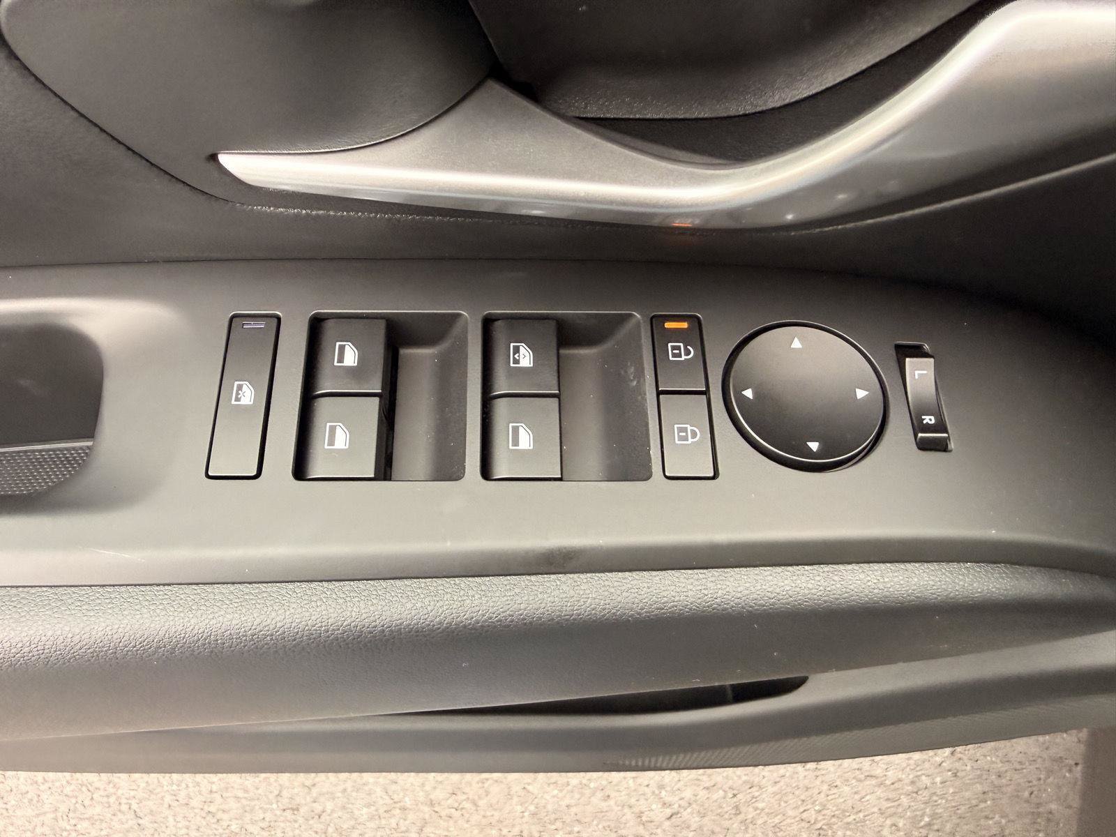 New 2026 Hyundai Tucson Blue SE AWD/4WD image 11