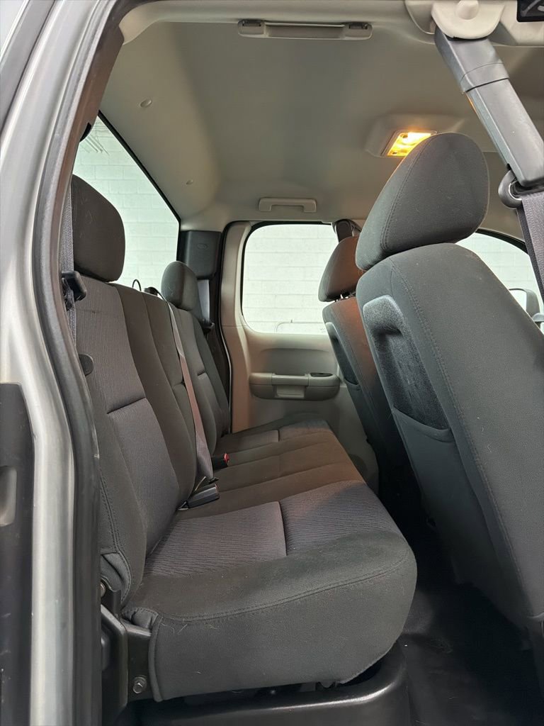 Used 2013 Chevrolet Silverado 3500 W/T image 28