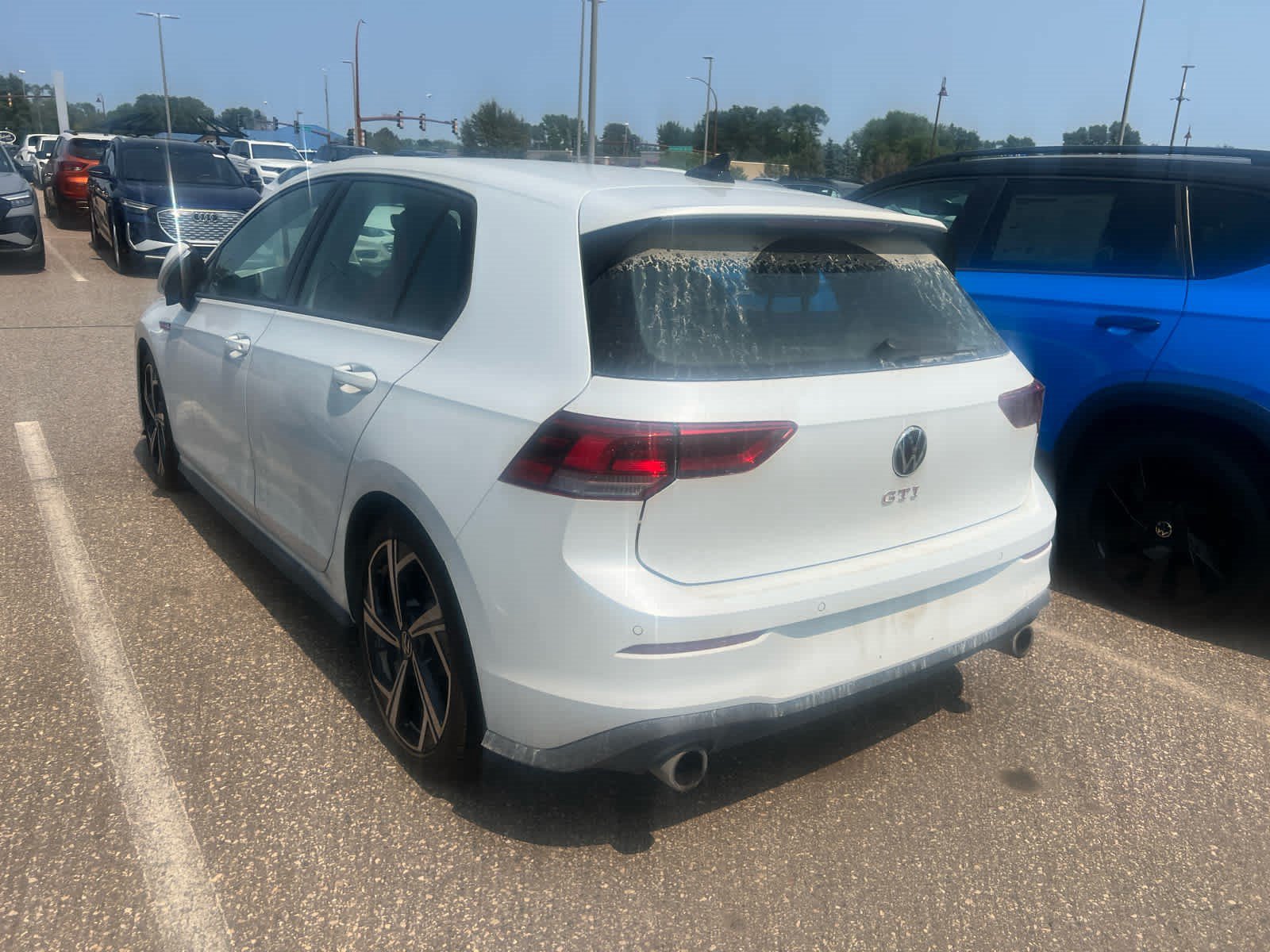 Used 2024 Volkswagen GTI SE FWD image 4