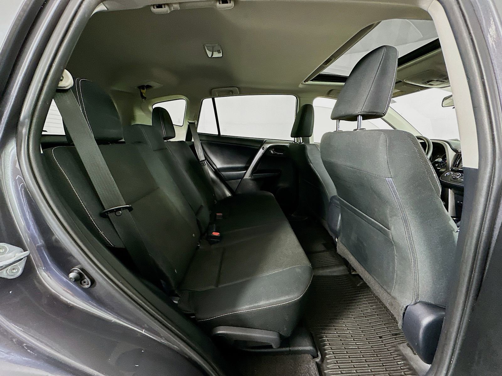 Certified 2018 Toyota RAV4 XLE image 25