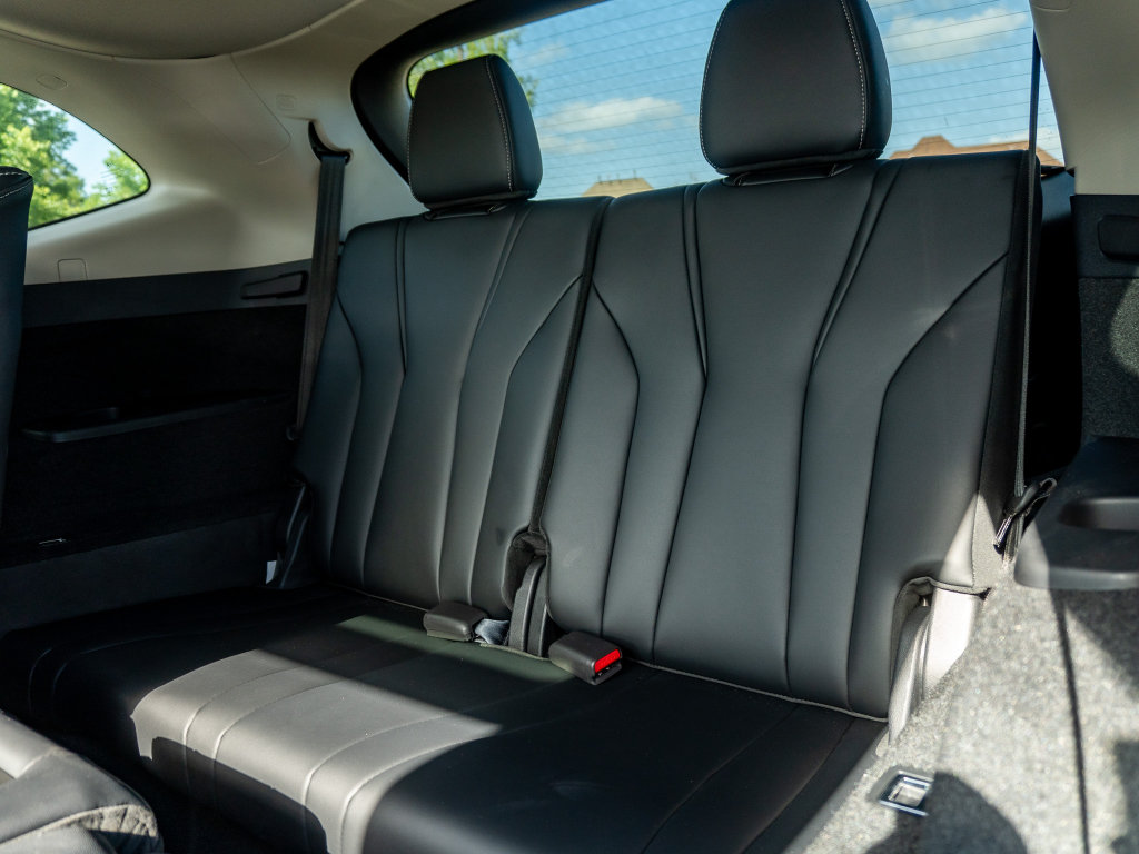 Used 2023 Acura MDX FWD w/ Technology Package image 15