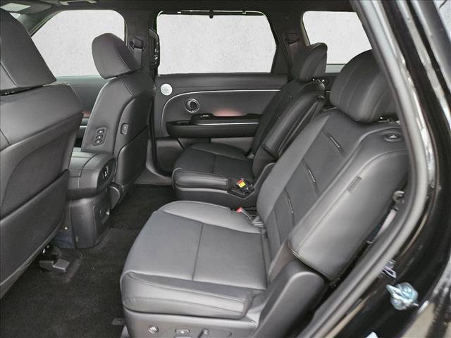 Used 2026 Hyundai Palisade Calligraphy FWD image 12