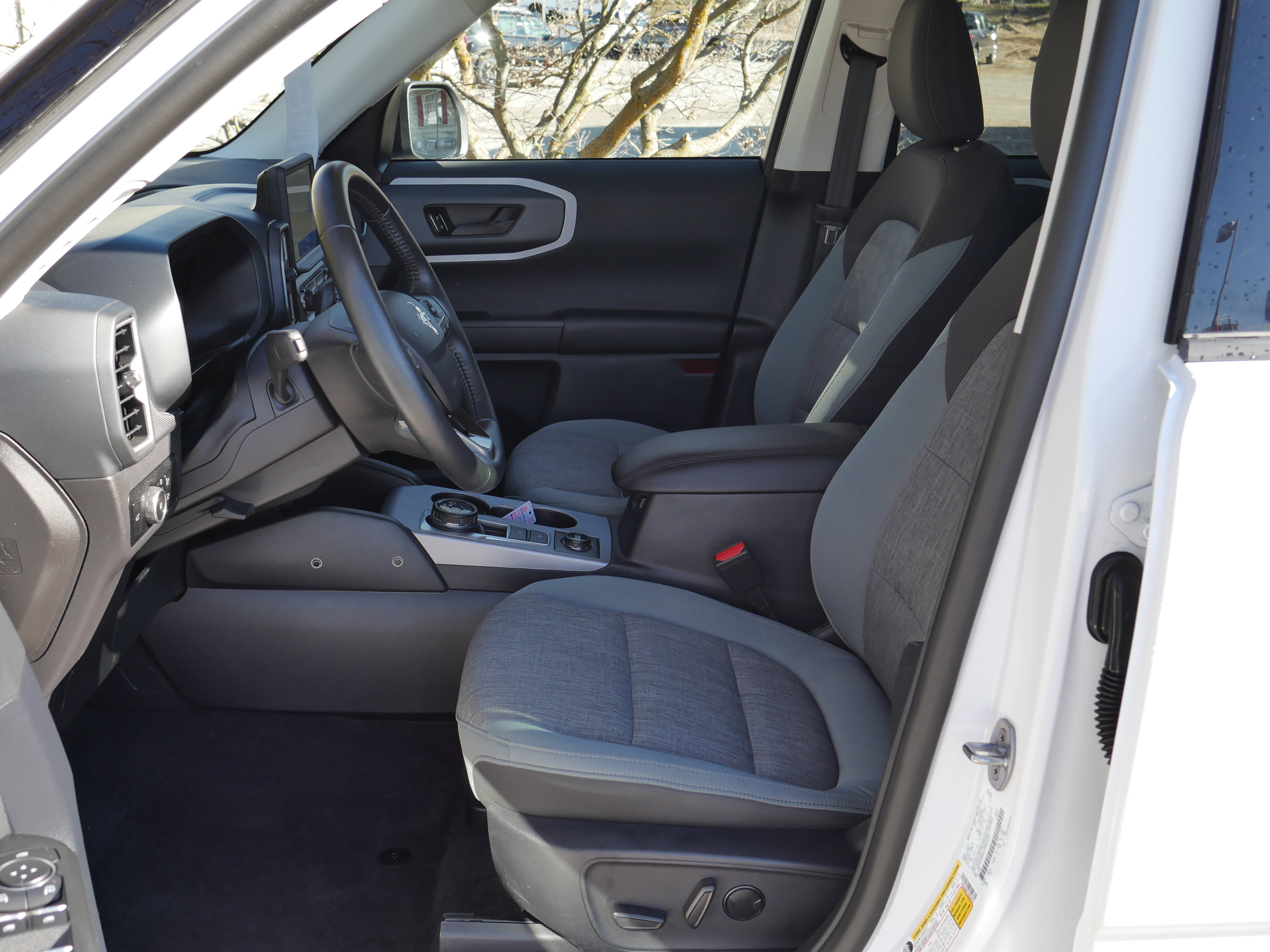 Certified 2023 Ford Bronco Sport Big Bend w/ Convenience Package image 3