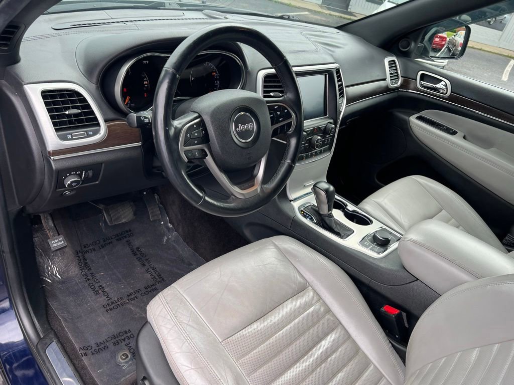 Used 2018 Jeep Grand Cherokee Limited AWD/4WD image 10