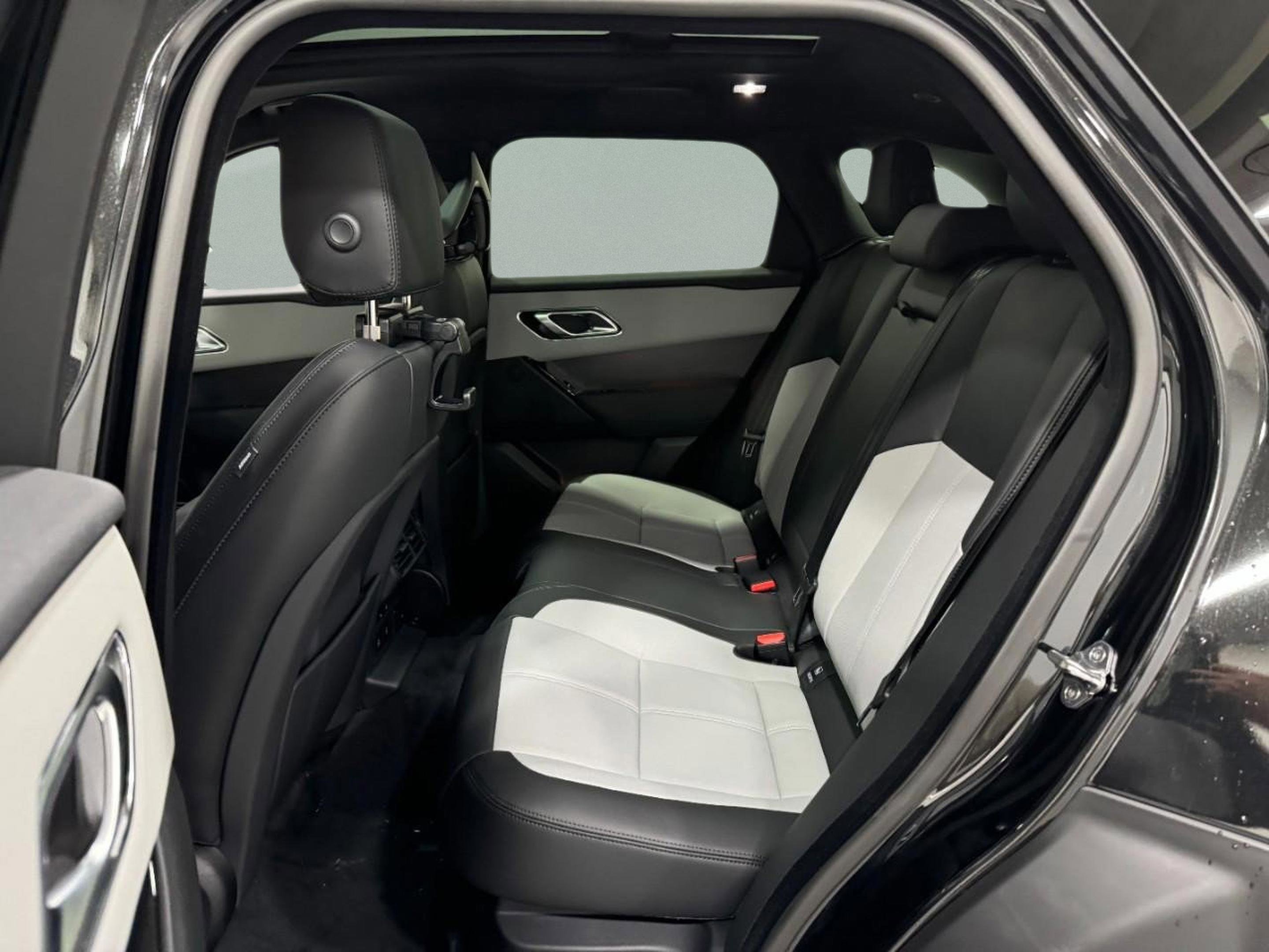 New 2026 Land Rover Range Rover Velar S image 9