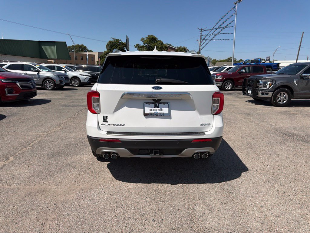 Used 2022 Ford Explorer Platinum w/ Equipment Group 601A AWD/4WD image 4