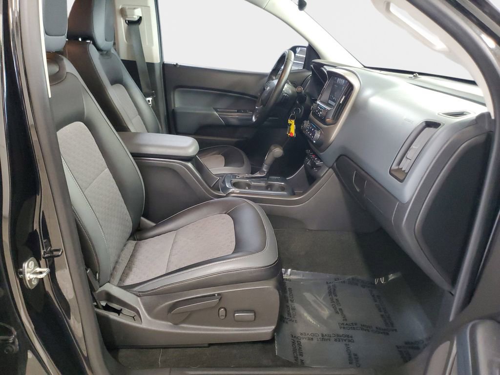 Used 2016 Chevrolet Colorado Z71 image 30
