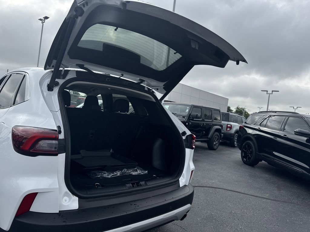 Certified 2023 Ford Escape Active w/ Tech Pack #2 image 18