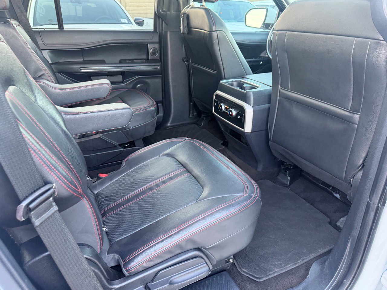 Used 2022 Ford Expedition Limited RWD image 41