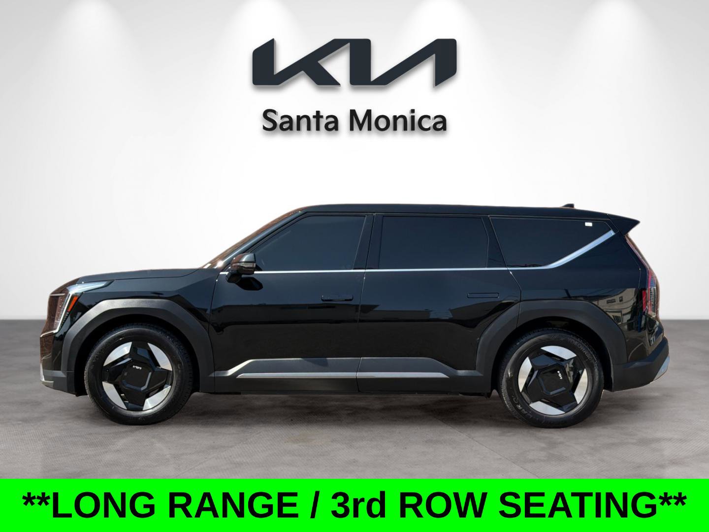 Used 2024 Kia EV9 Light Long Range RWD image 3