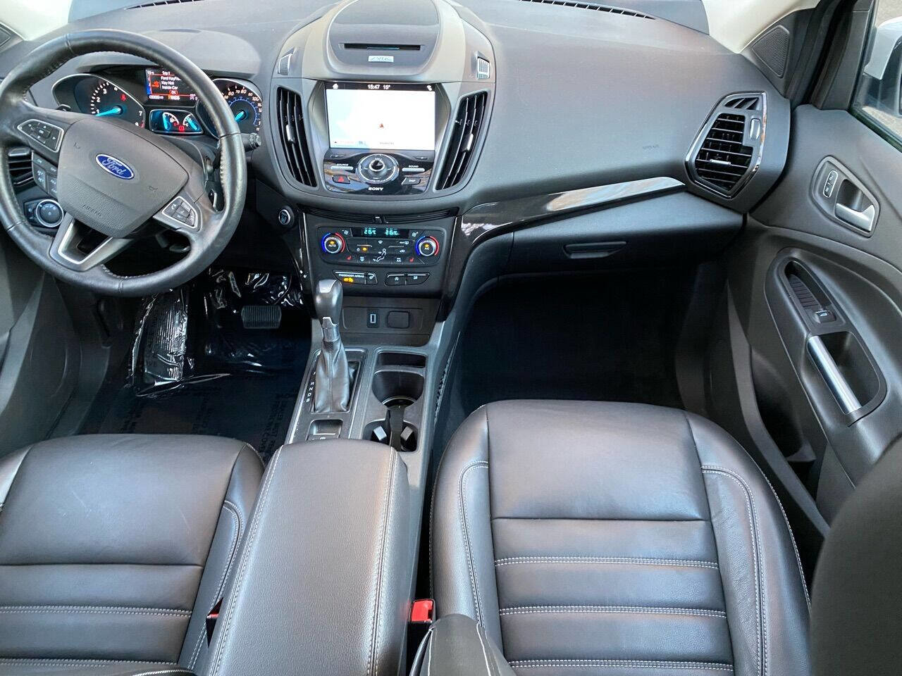 Used 2017 Ford Escape Titanium w/ Canadian Touring Package image 11