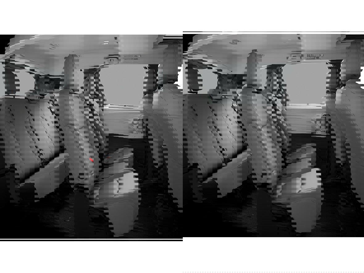 New 2026 Toyota Sienna XLE image 7