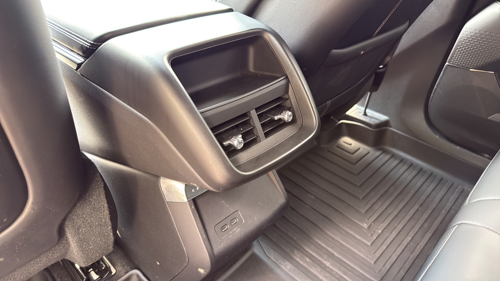 Certified 2024 Cadillac Lyriq Tech AWD/4WD image 25