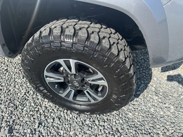 Used 2021 Toyota Tacoma SR5 image 9