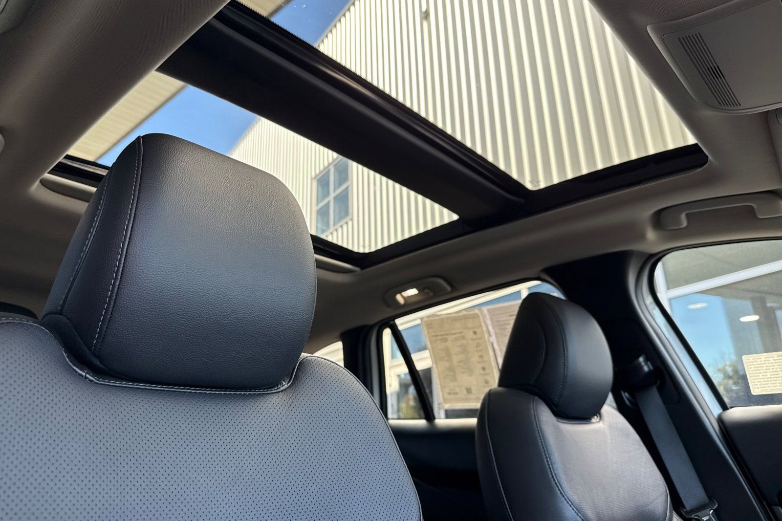 Certified 2025 MAZDA CX-50 AWD 2.5 Hybrid w/ Cargo Package image 19