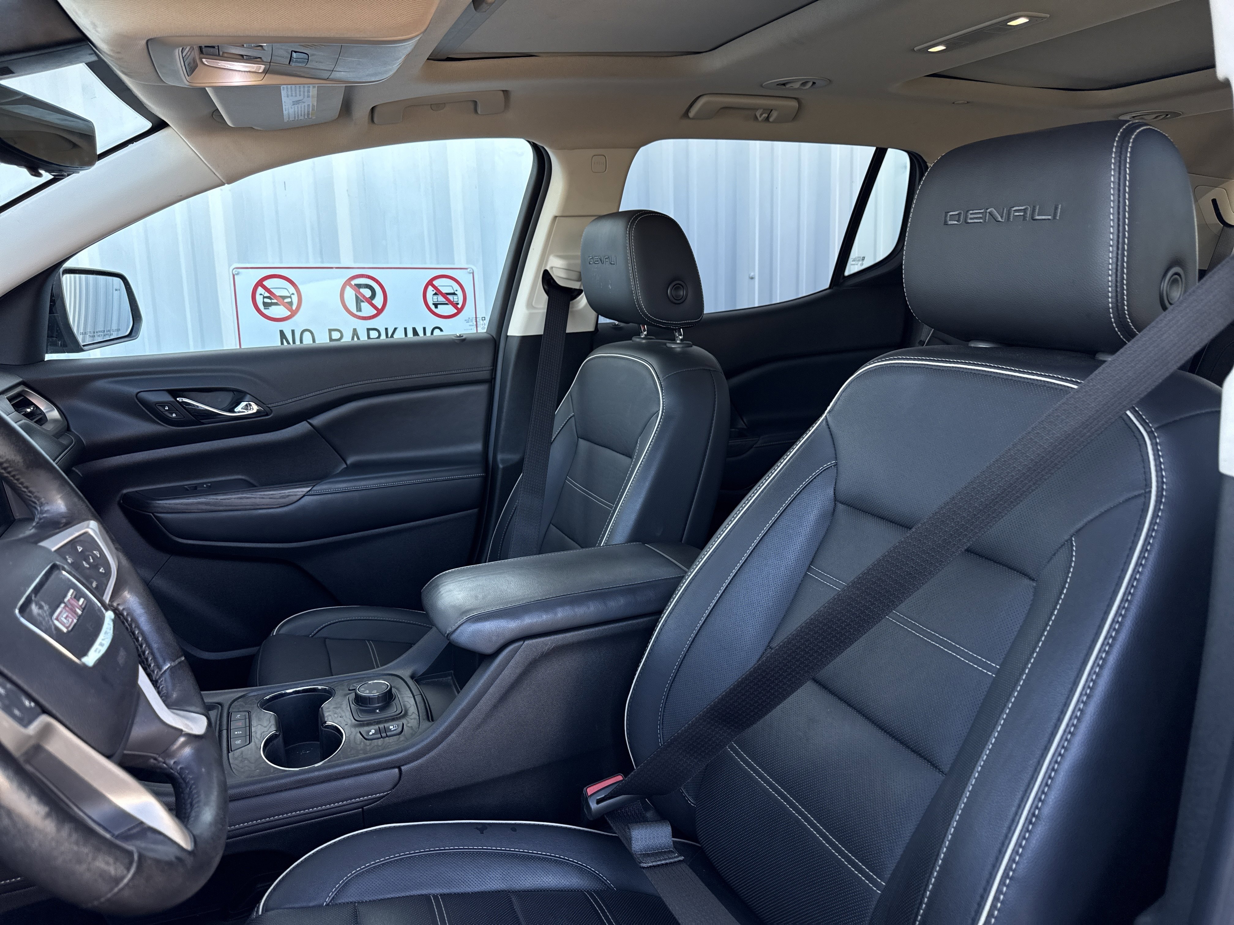 Used 2020 GMC Acadia Denali w/ LPO, 'HIT The Road' Package image 12