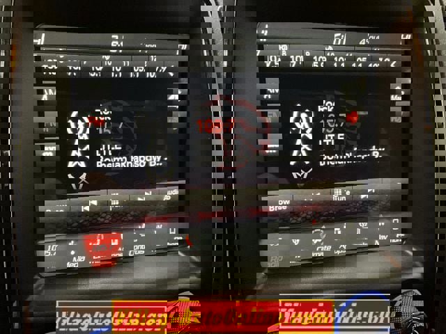 Used 2018 Dodge Durango SRT w/ SRT Interior Appearance Group image 26