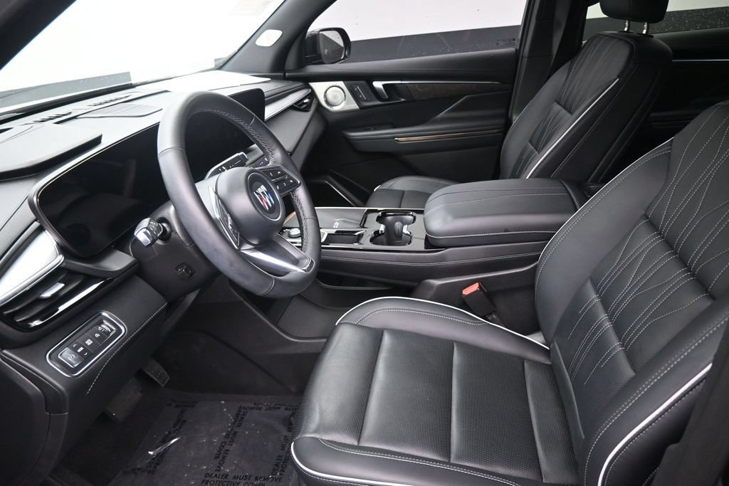 Used 2025 Buick Enclave Avenir w/ Trailering Package, 5000 lbs. FWD image 12
