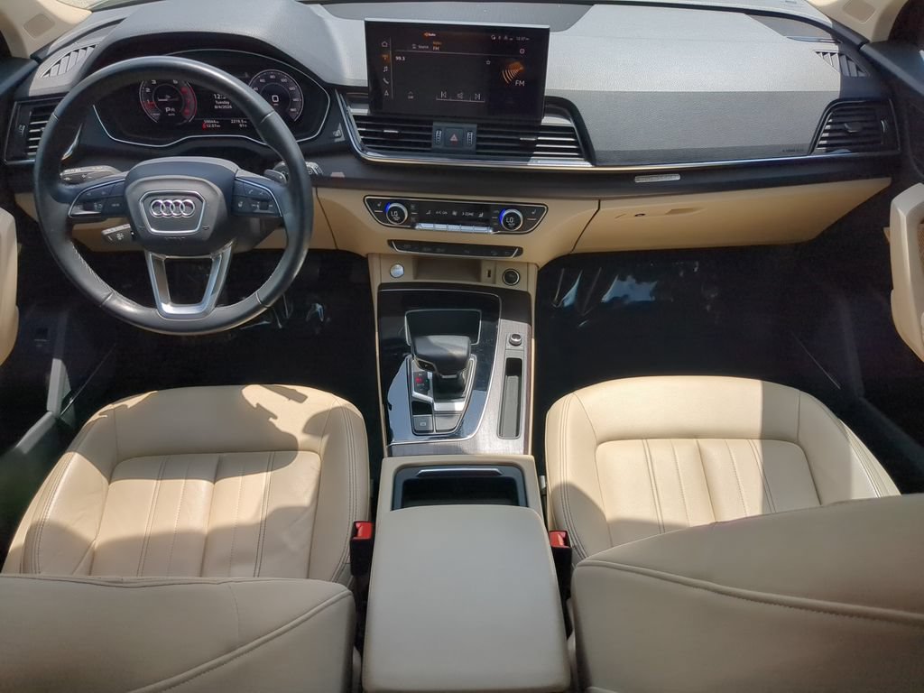 Used 2022 Audi Q5 2.0T Premium Plus w/ Premium Plus Package AWD/4WD image 13