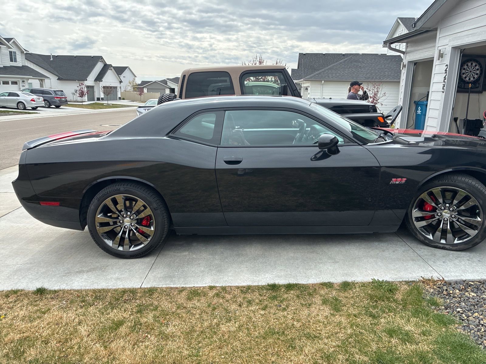 Used 2014 Dodge Challenger SRT8 w/ Harman/Kardon Audio Group image 2
