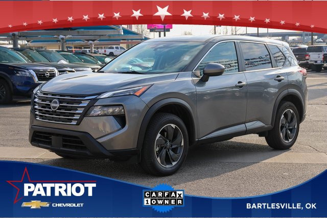 Used 2024 Nissan Rogue SV image 6