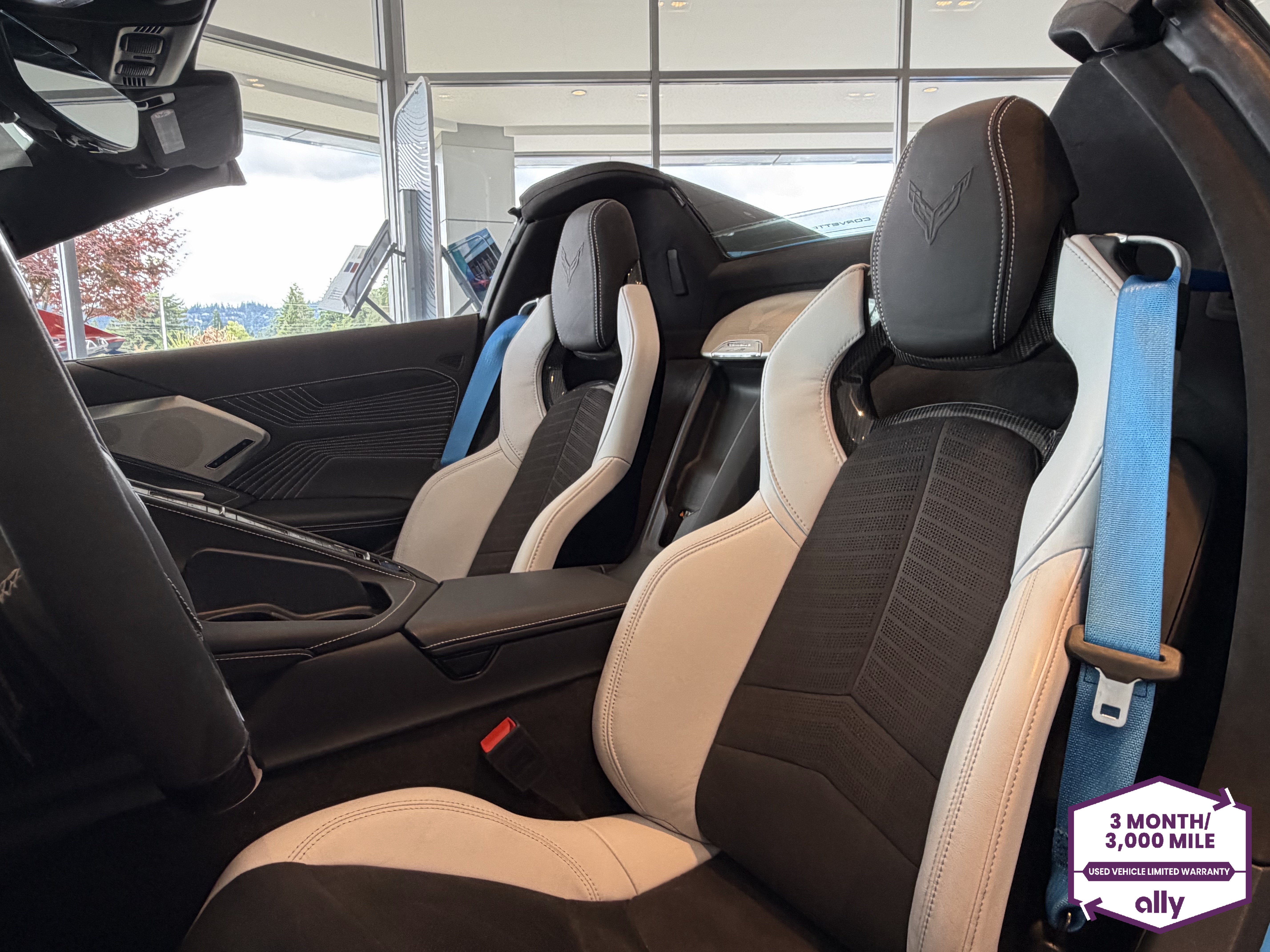 Used 2025 Chevrolet Corvette ZR1 RWD image 10
