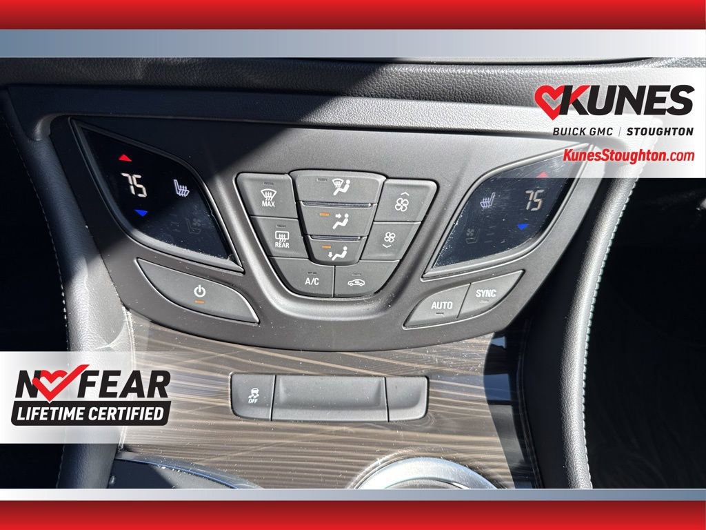 Used 2020 Buick Envision Essence w/ Experience Buick Package image 33