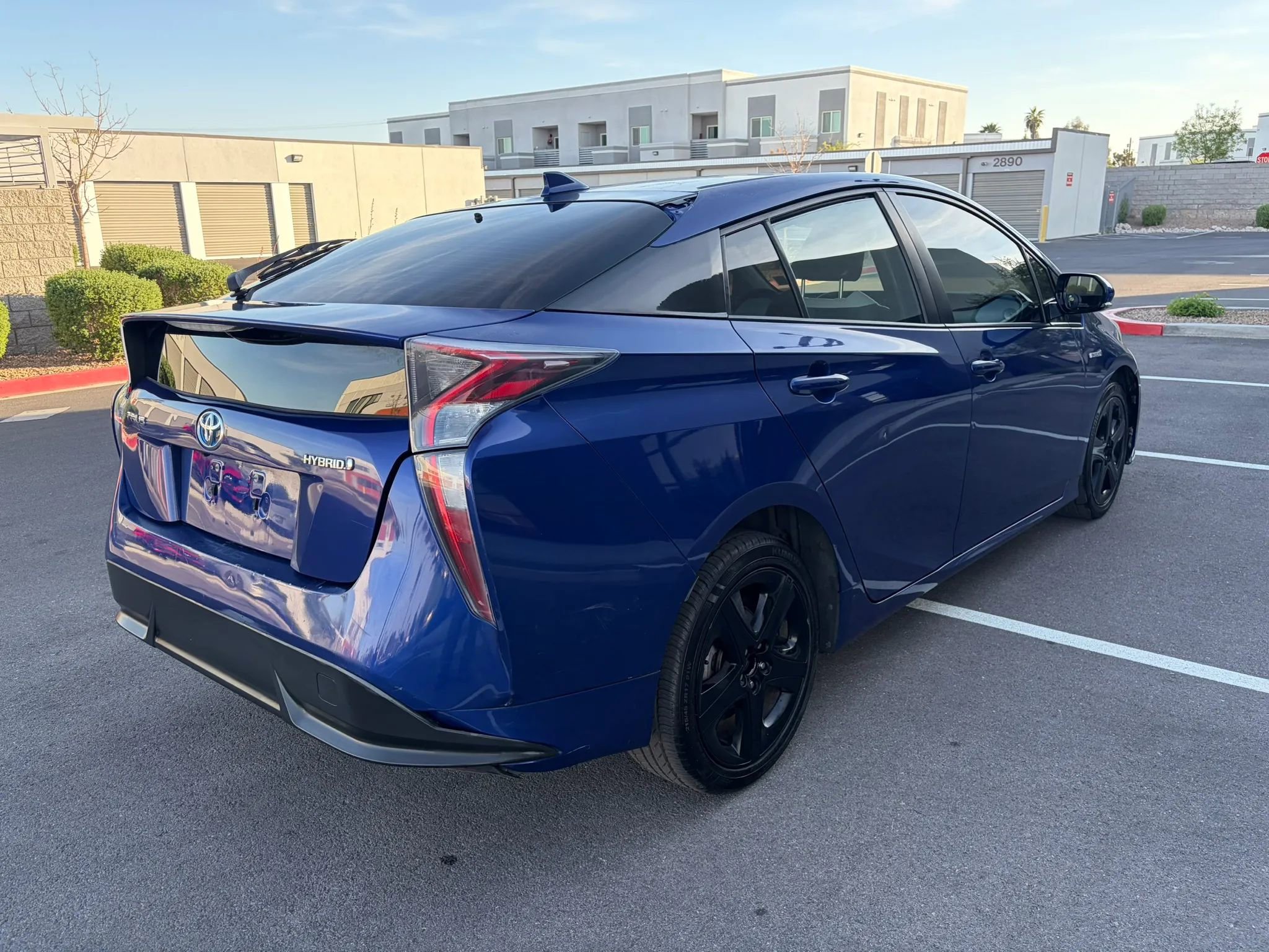 Used 2016 Toyota Prius Three Touring FWD image 5