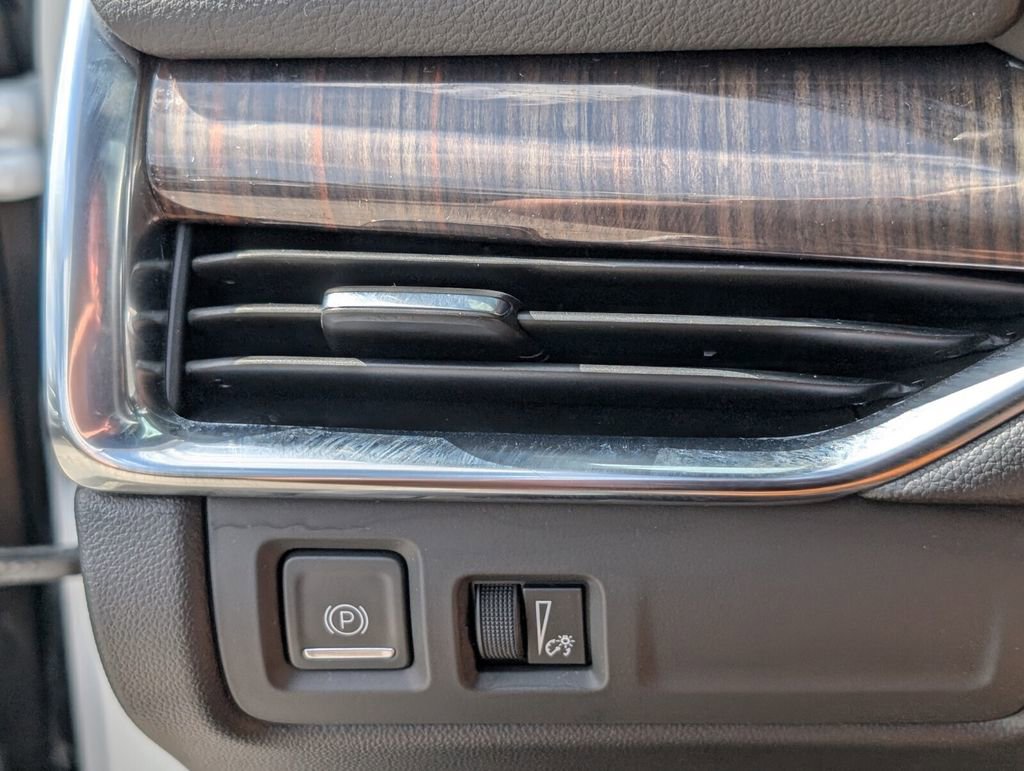 Used 2023 Cadillac XT4 Sport FWD image 29