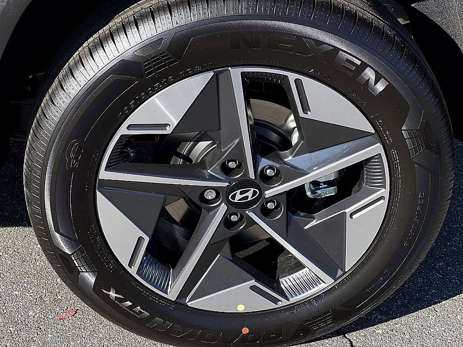 New 2026 Hyundai Tucson SEL image 6