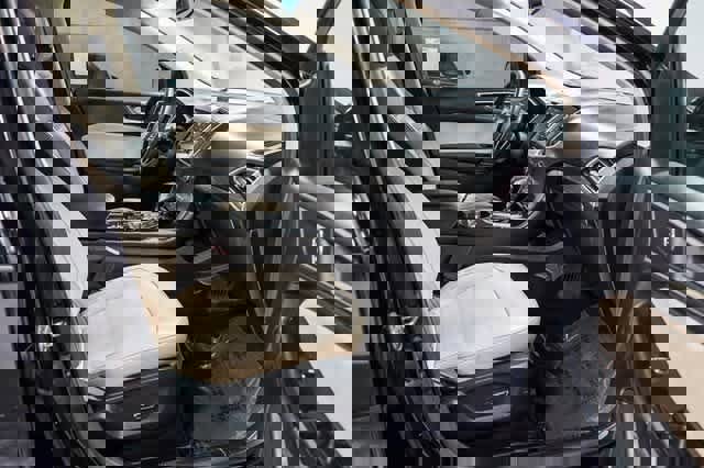 Used 2016 Ford Edge SEL w/ Equipment Group 201A image 17