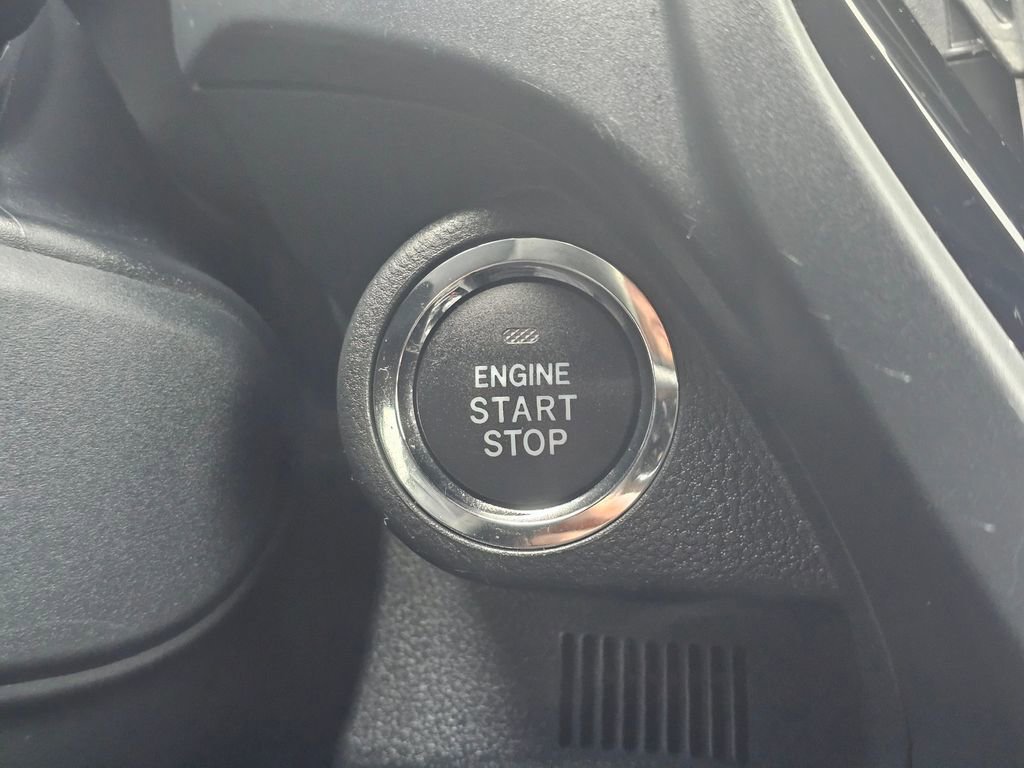 Used 2025 Subaru Forester Sport image 32