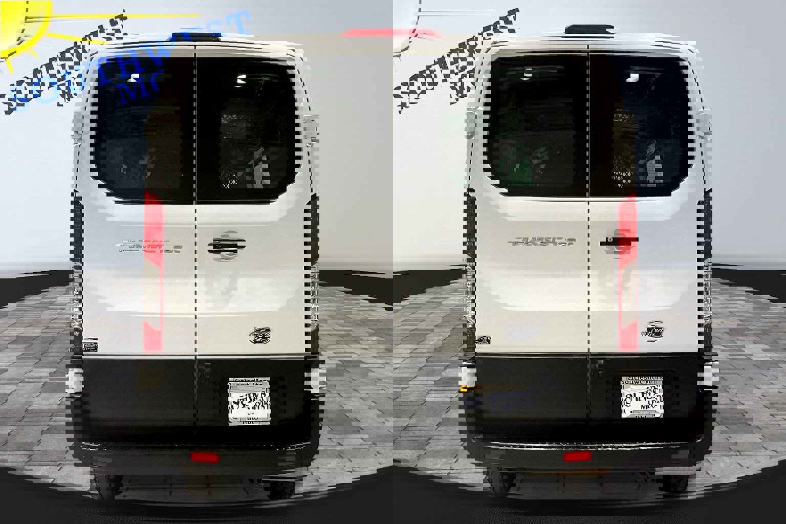 Used 2024 Ford Transit 250 Low Roof w/ Exterior Upgrade Package image 5