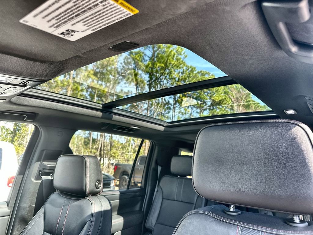 Certified 2023 Chevrolet Suburban RST w/ Luxury Package image 19