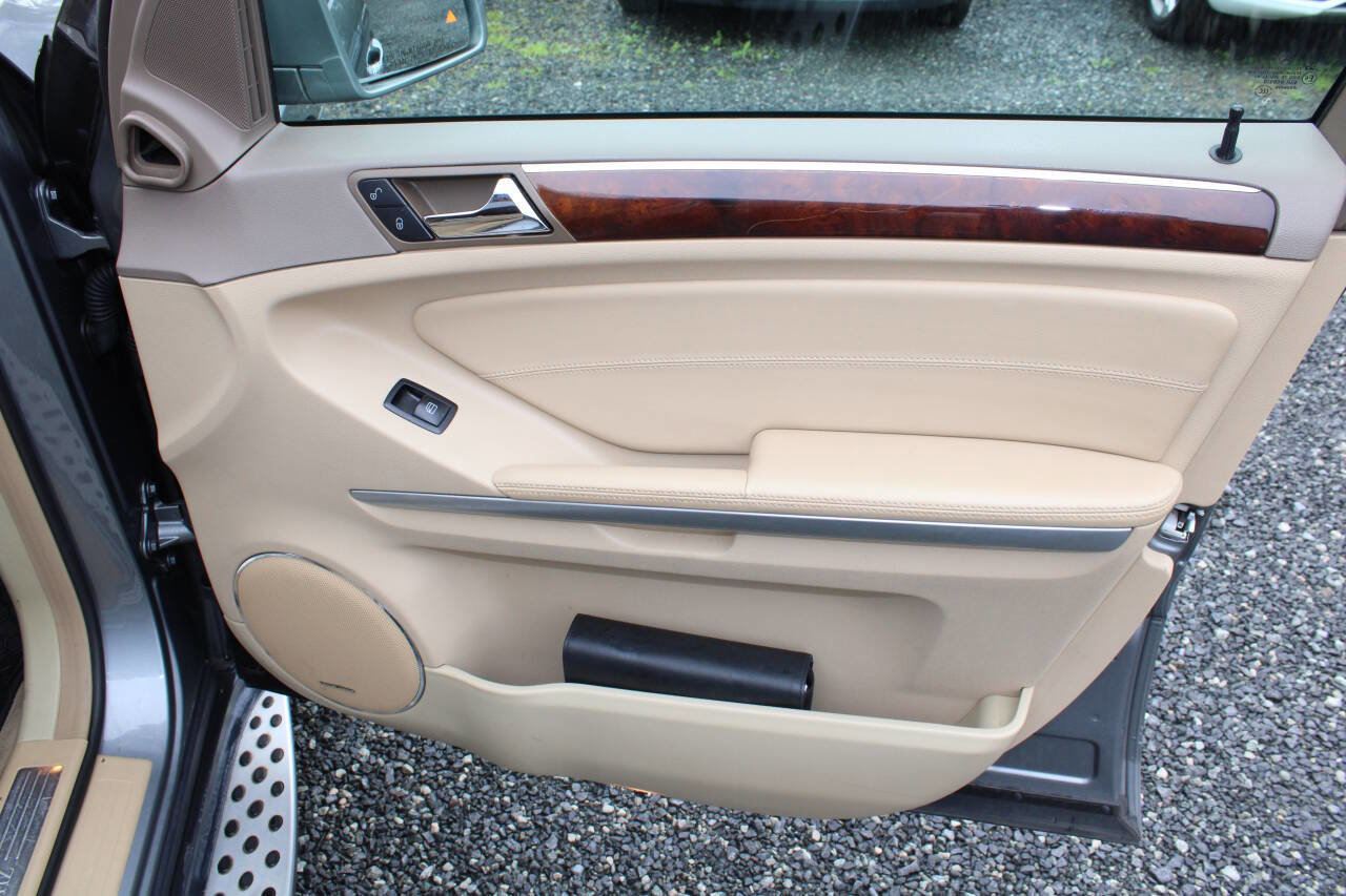 Used 2011 Mercedes-Benz GL 450 GL 450 4MATIC AWD 4dr SUV image 22