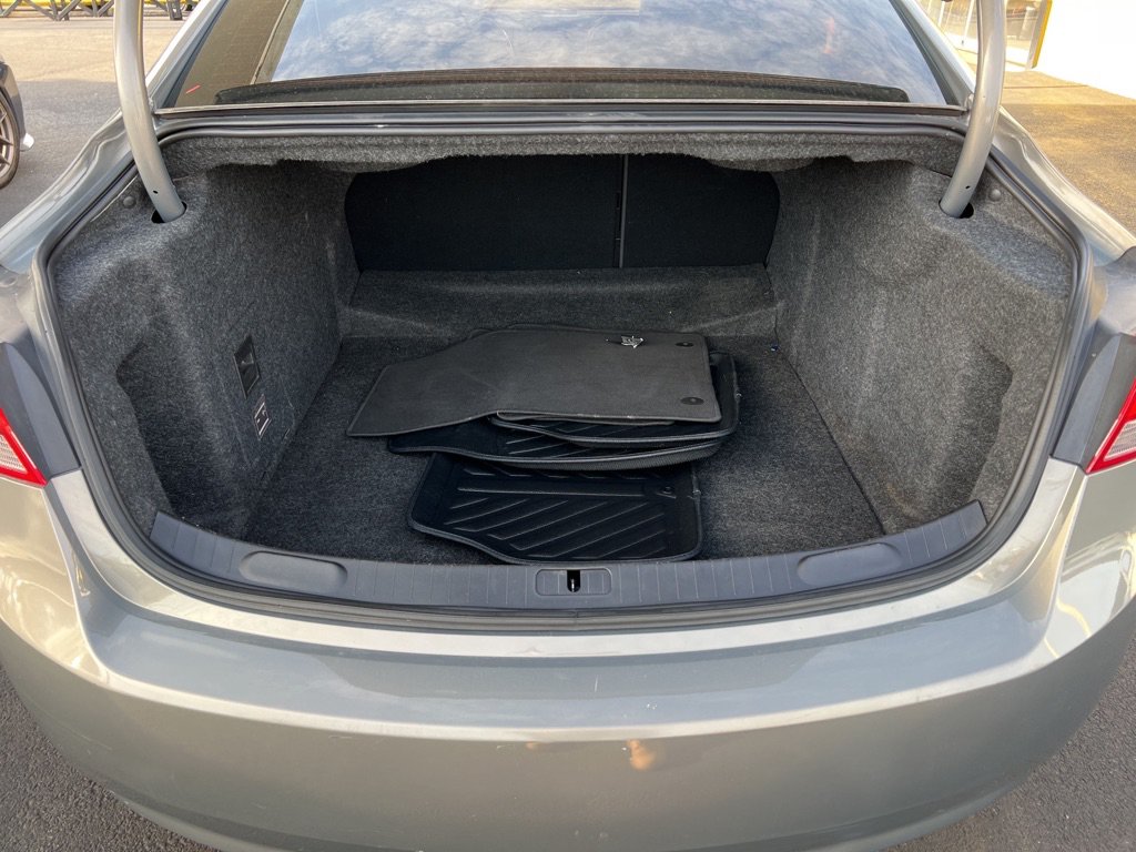 Used 2017 Chevrolet Impala LT FWD image 8