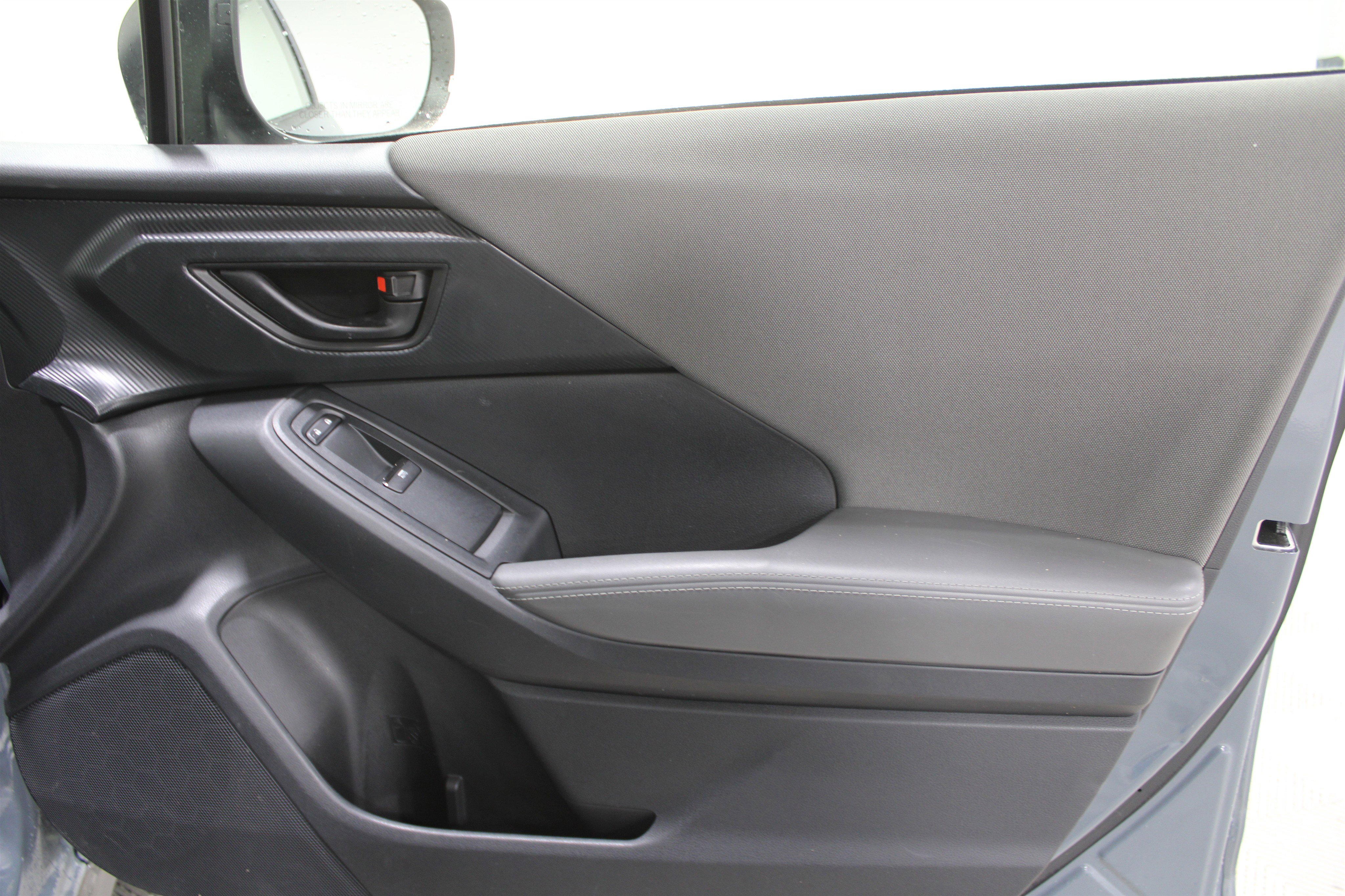 Used 2024 Subaru Crosstrek 2.0i Premium image 23