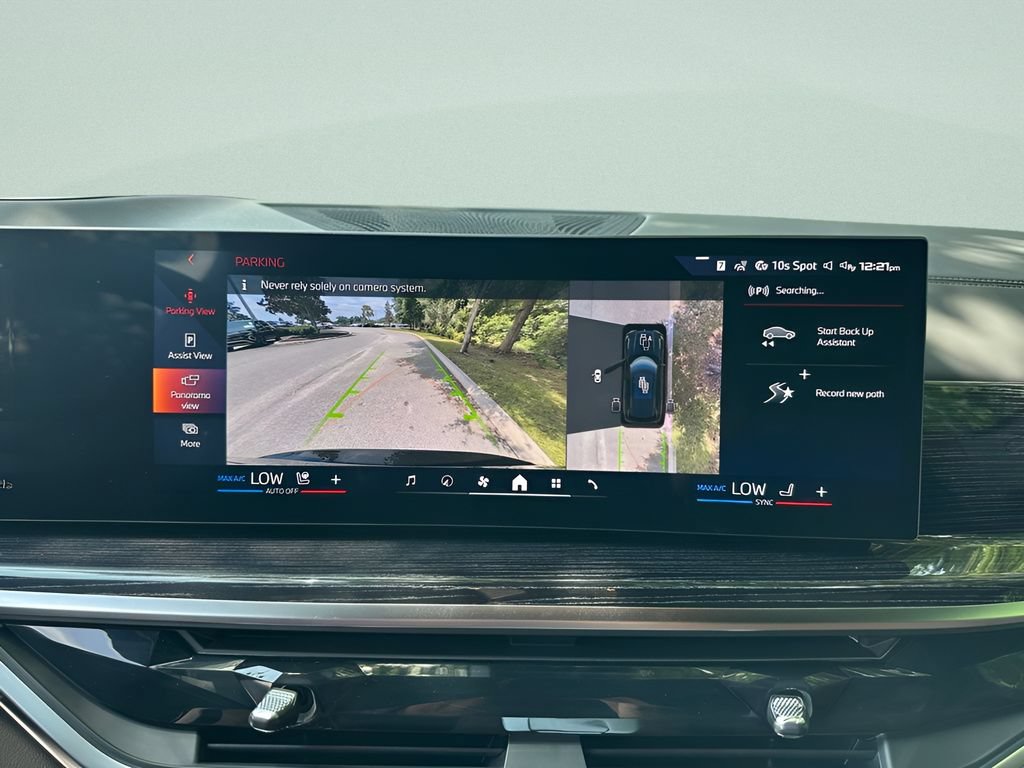 New 2026 BMW X5 M60i w/ Climate Comfort Package AWD/4WD image 17