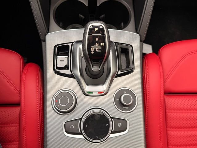 New 2026 Alfa Romeo Stelvio Sprint image 16