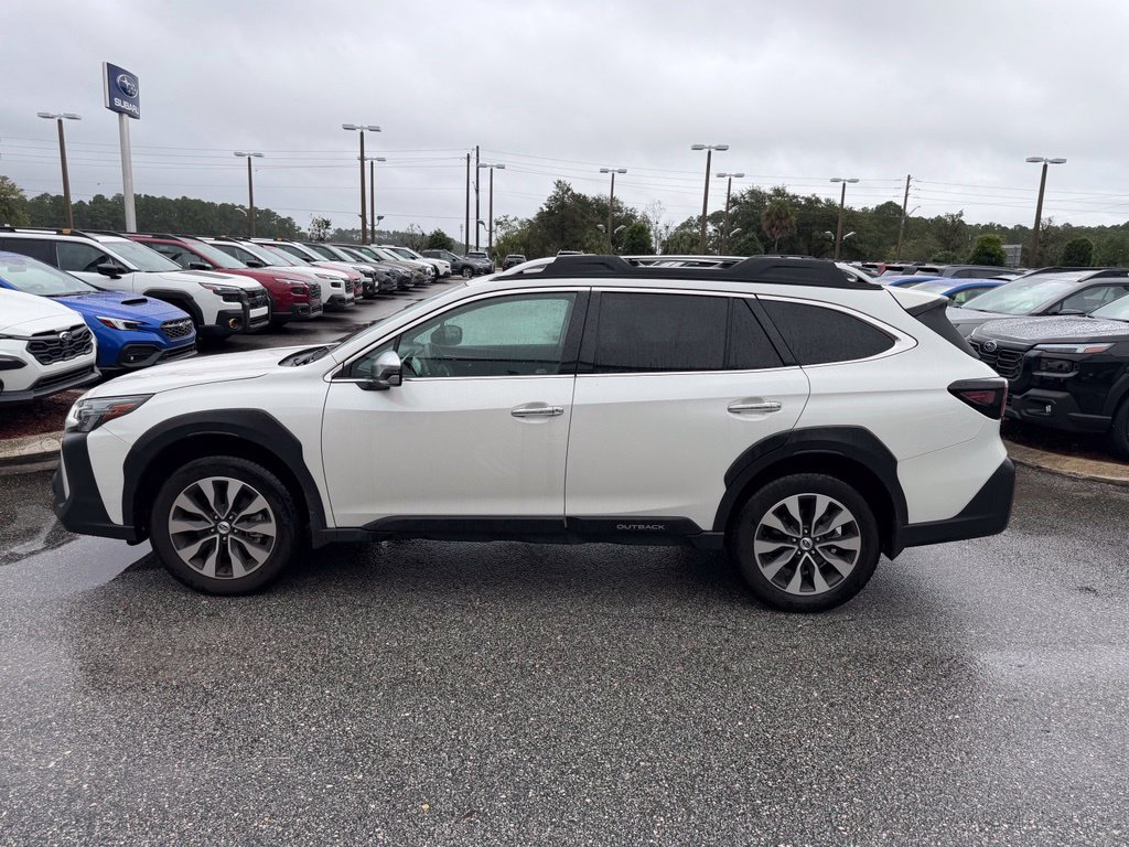 Used 2025 Subaru Outback Touring XT AWD/4WD image 10