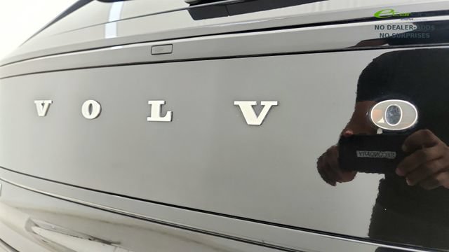 Used 2025 Volvo EX30 Plus w/ Protection Package Premier AWD/4WD image 32