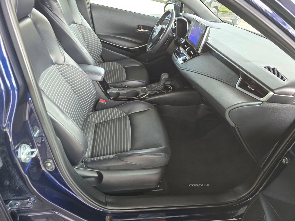Used 2023 Toyota Corolla XSE w/ Carpet Mat Package (TMS) FWD image 11