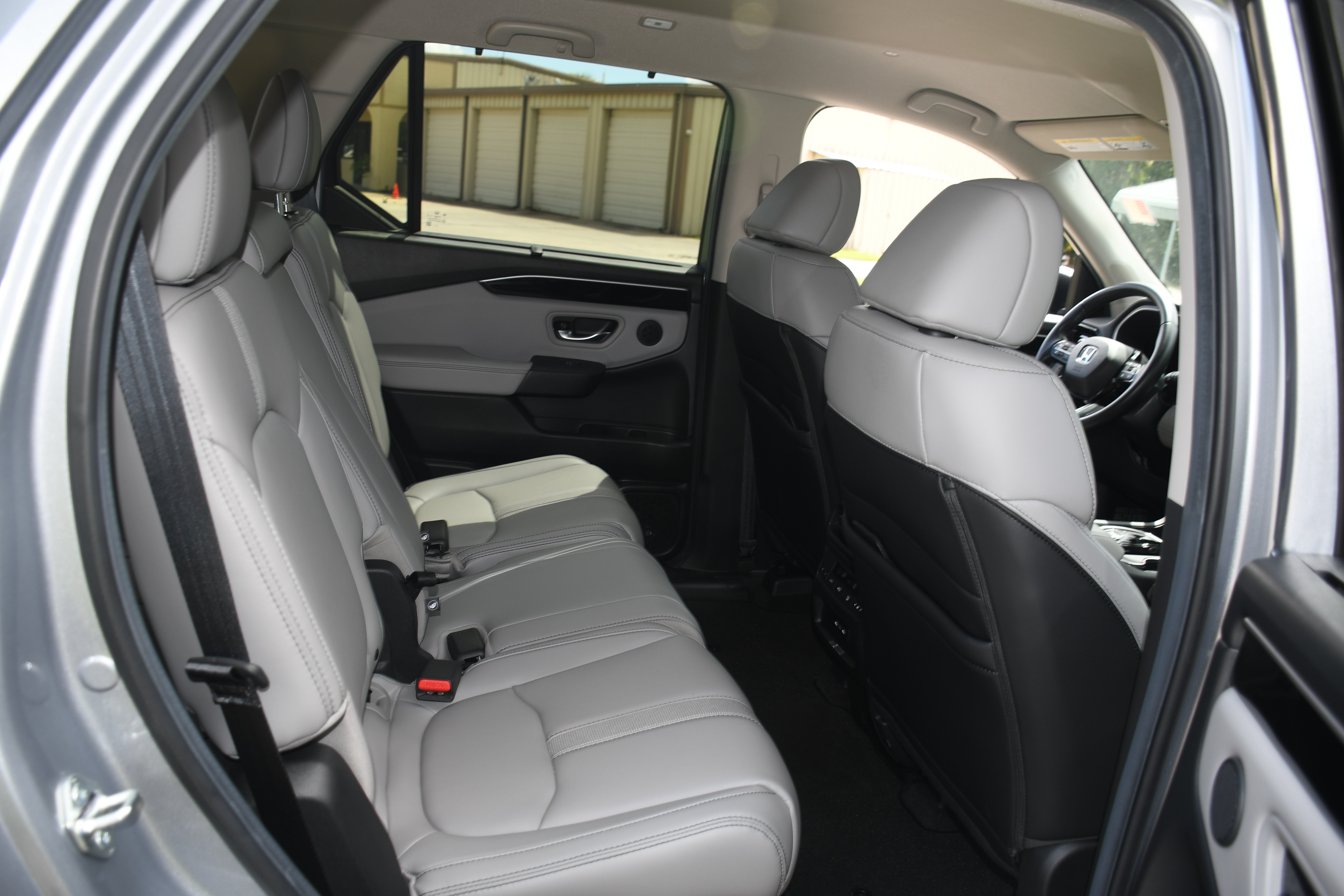 Used 2025 Honda Pilot EX-L image 18